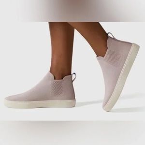 Rothy's Blush Pink Slip-On Knit Chelsea Sneakers